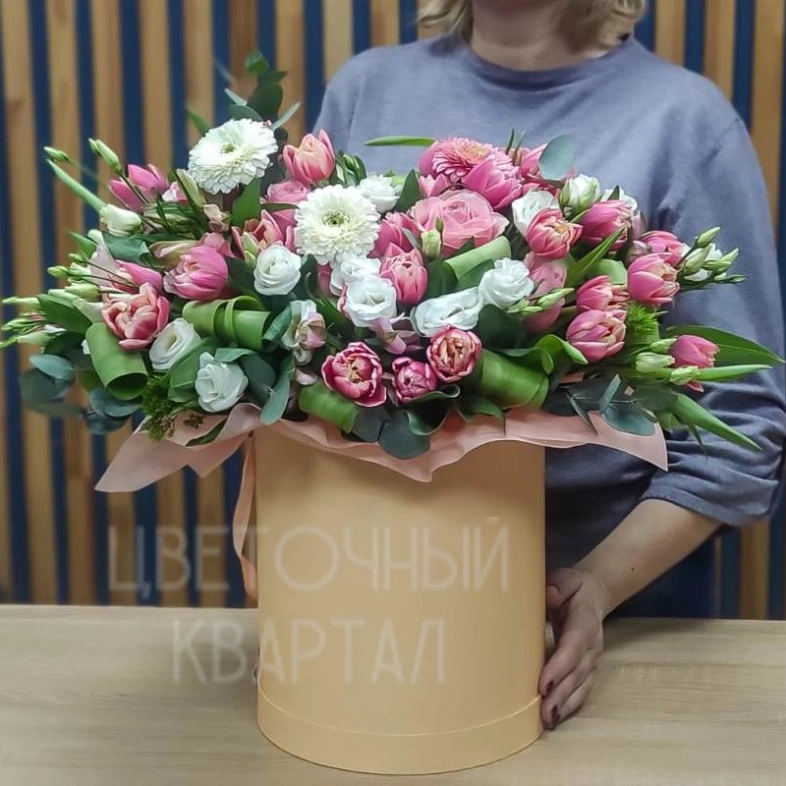 Композиция &laquo;Девушка-весна&raquo;